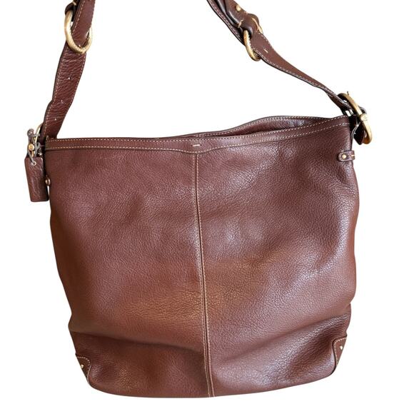 Liz Claiborne Pebbled Leather Shoulder Bag Chocolate Brown - Picture 1 of 9